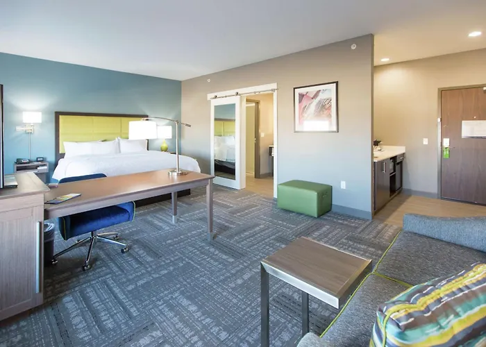 Hampton Inn&Suites Stroud