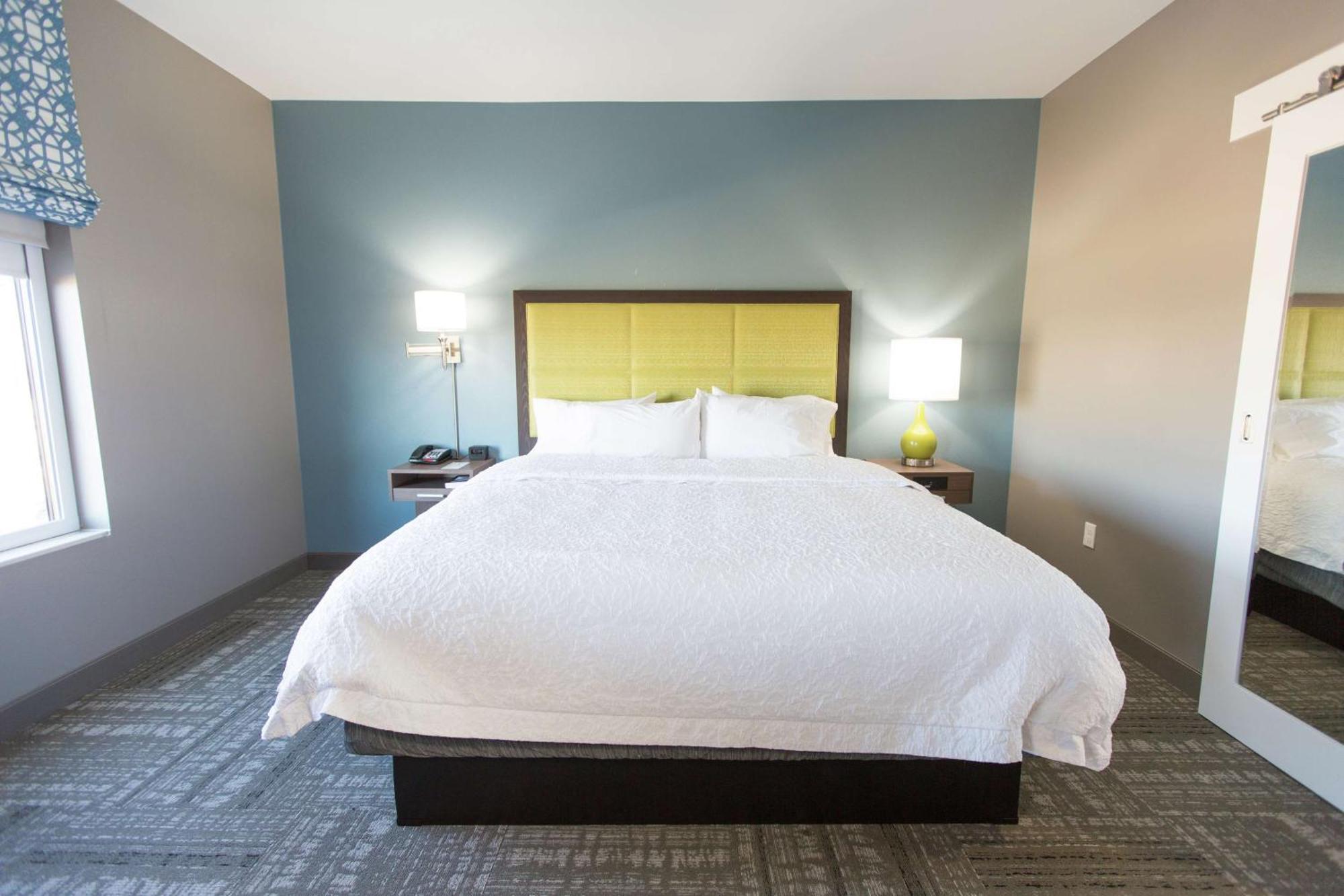 Hotel Hampton & 3*